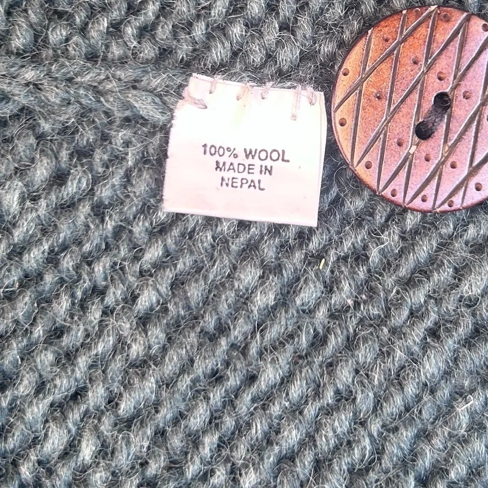 HANDMADE knit multicolour embroidery wool sweater - Picture 9 of 11
